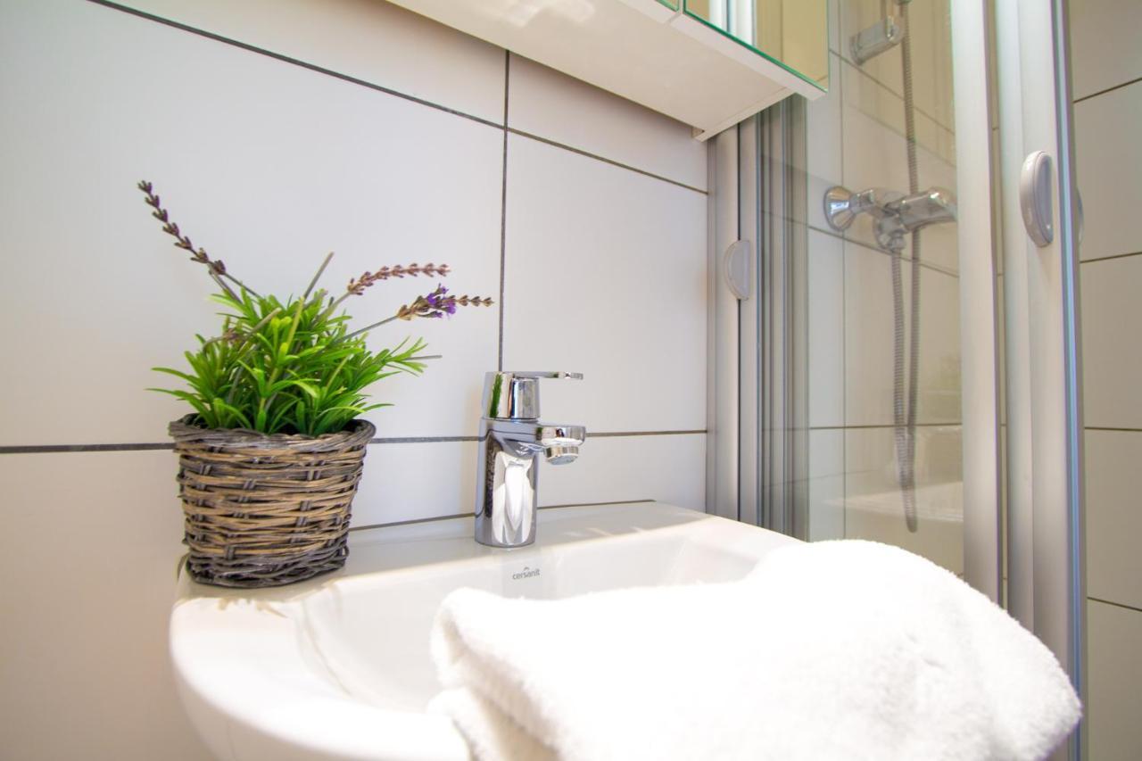 Apartment Davidgasse Wina Bagian luar foto