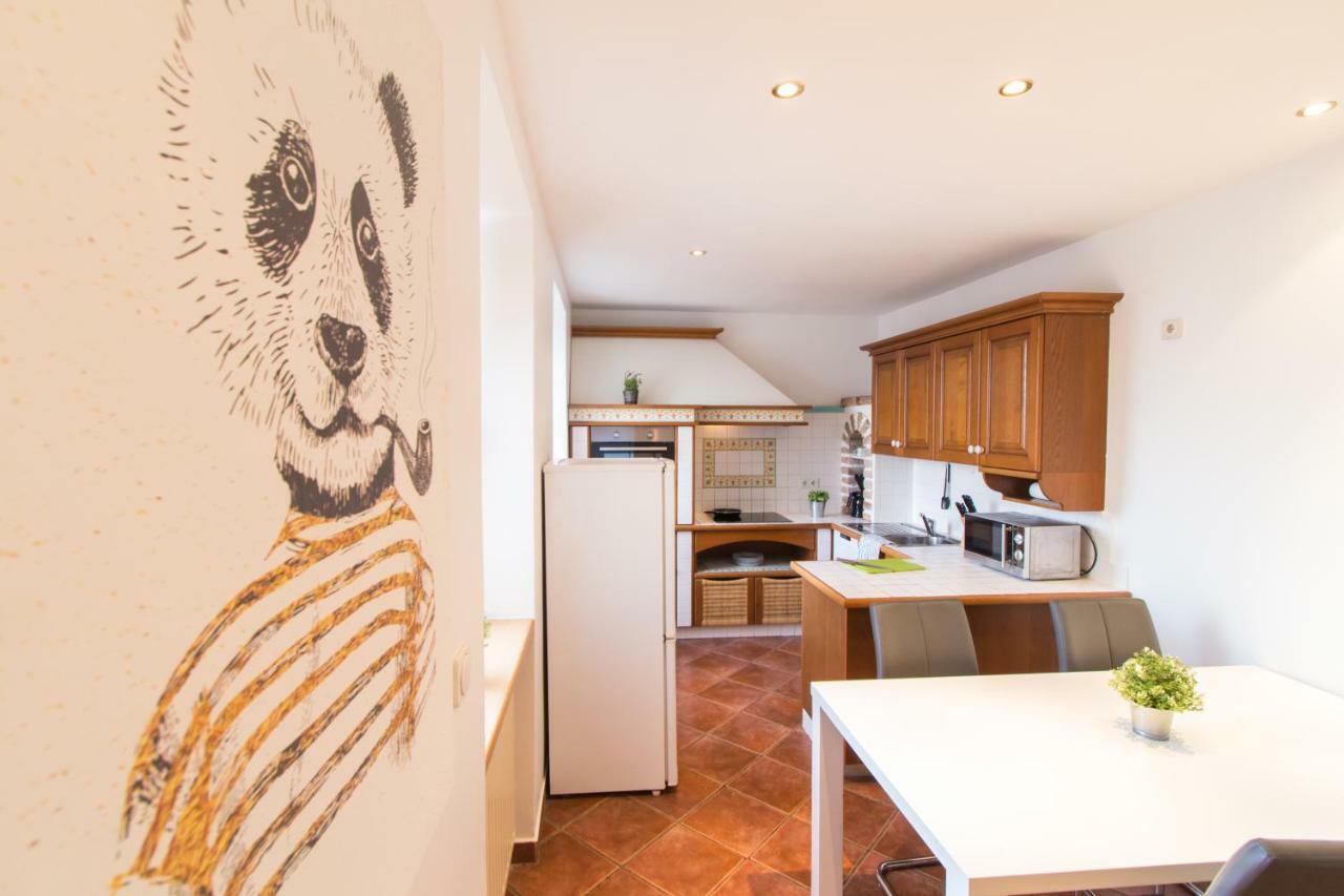 Apartment Davidgasse Wina Bagian luar foto