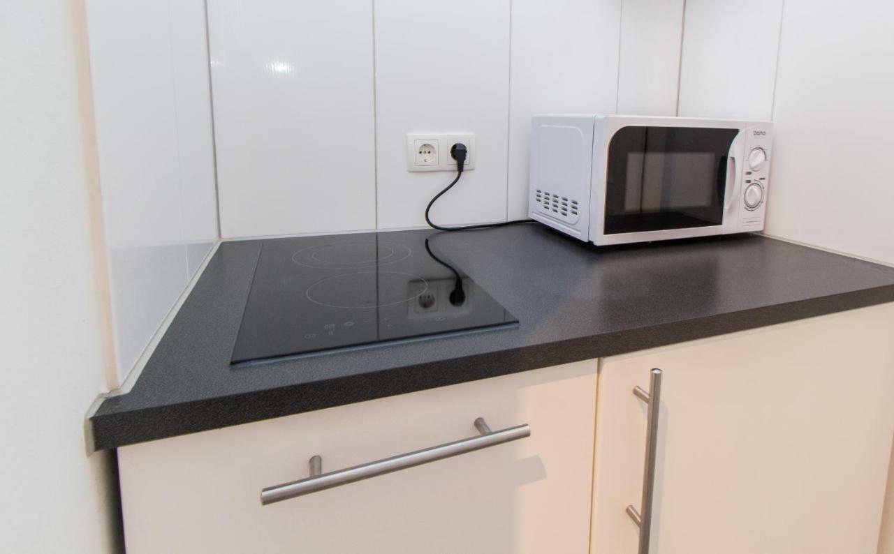 Apartment Davidgasse Wina Bagian luar foto