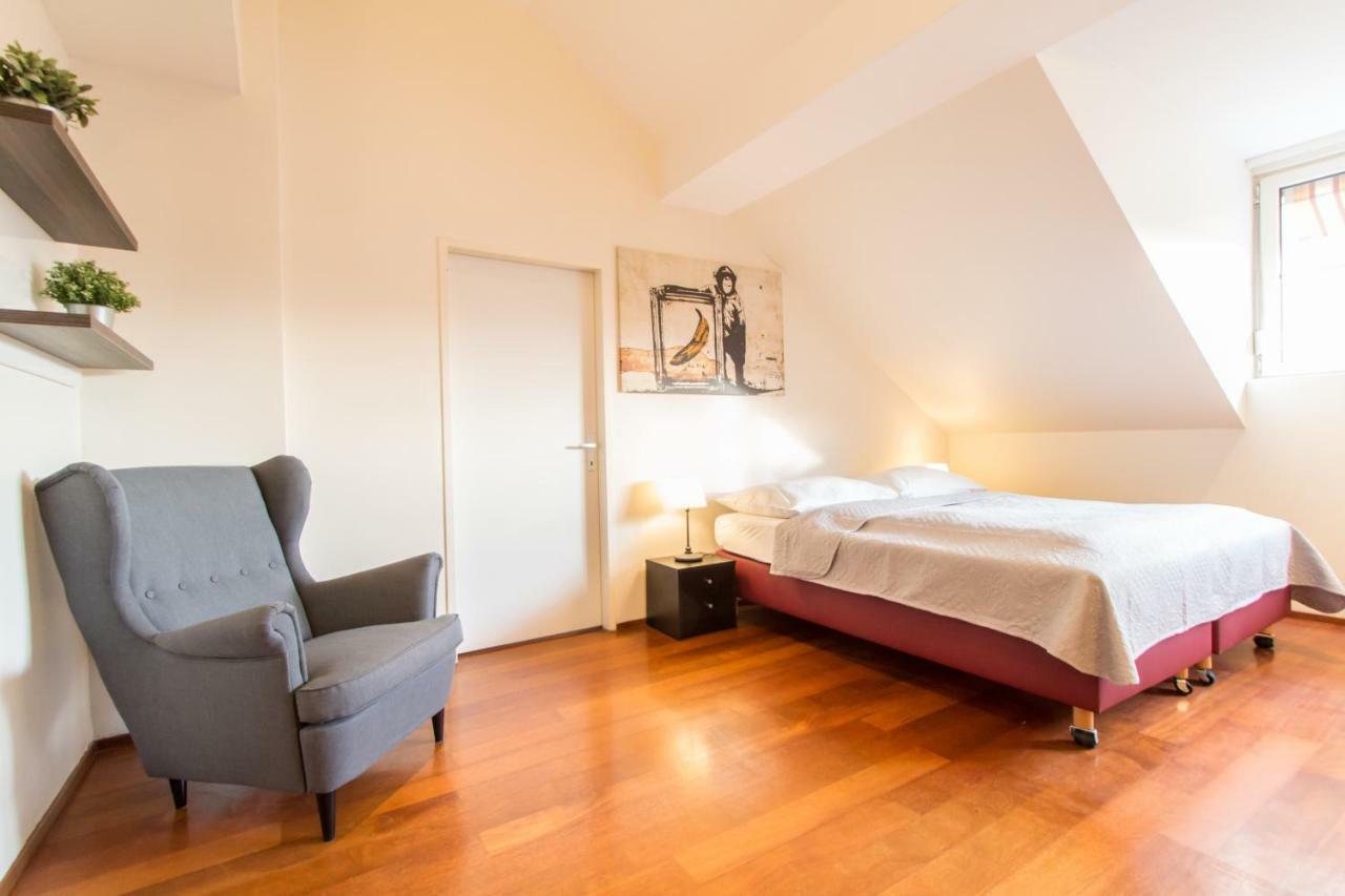 Apartment Davidgasse Wina Bagian luar foto